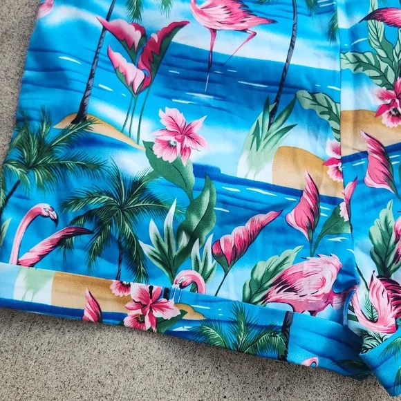 Collectif retro flamingo shorts - Picture 9 of 10